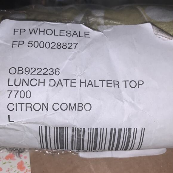 FREE PEOPLE Lunch Date Halter Top. Large. - Picture 6 of 6